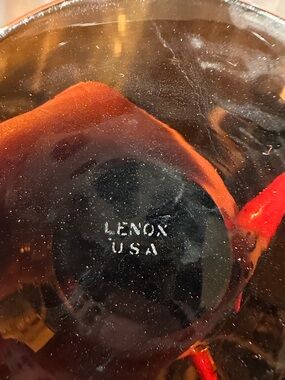 Pattern: Antique Brown by Lenox
Status: Discontinued. Actual: 1966 - 1985